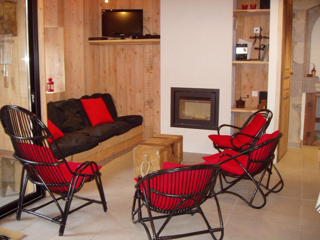 Gite La Grange Bielle Экстерьер фото